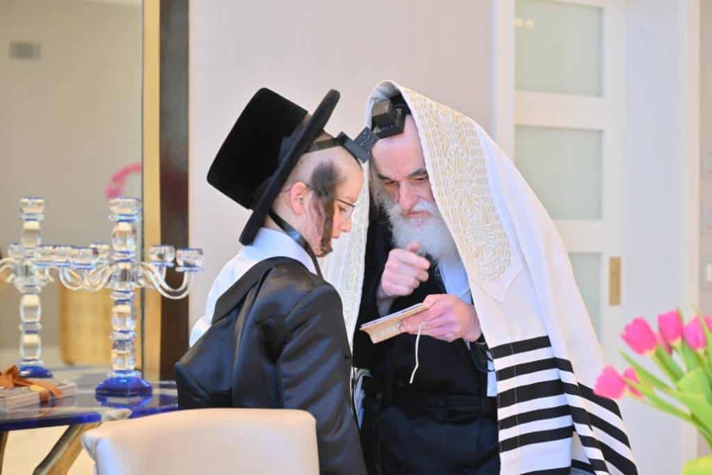 מראות הוד מביקורו של האדמו"ר מויז'ניץ בלייקווד