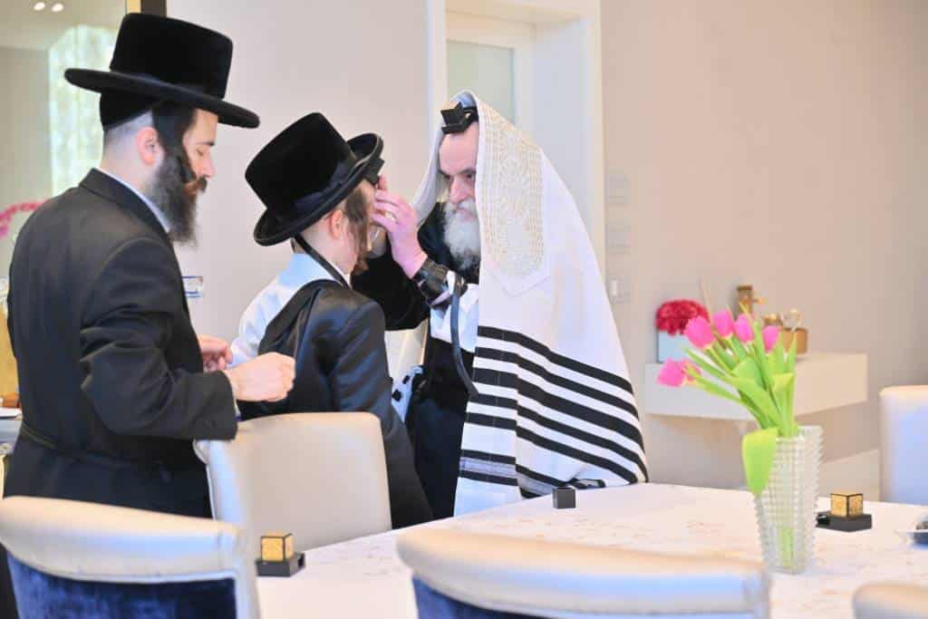 מראות הוד מביקורו של האדמו"ר מויז'ניץ בלייקווד