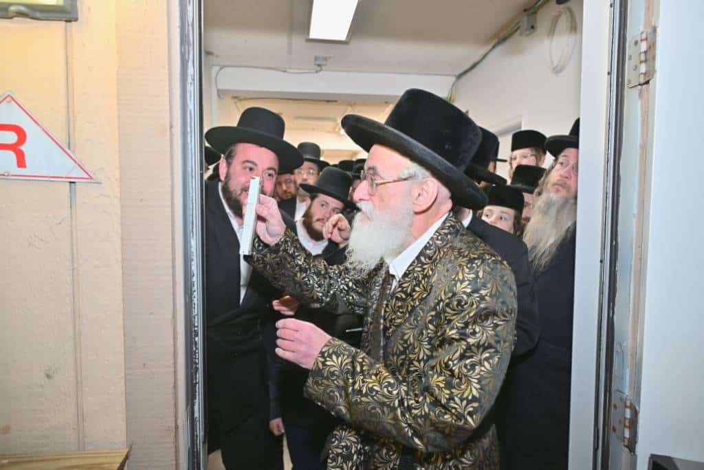 מראות הוד מביקורו של האדמו"ר מויז'ניץ בלייקווד