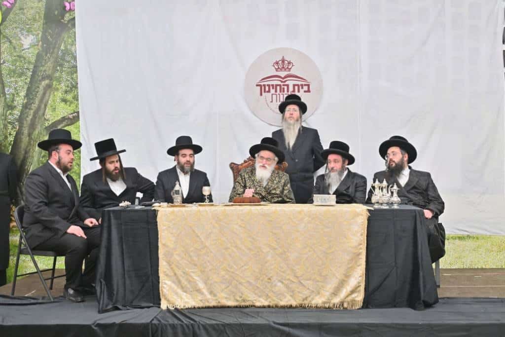 מראות הוד מביקורו של האדמו"ר מויז'ניץ בלייקווד