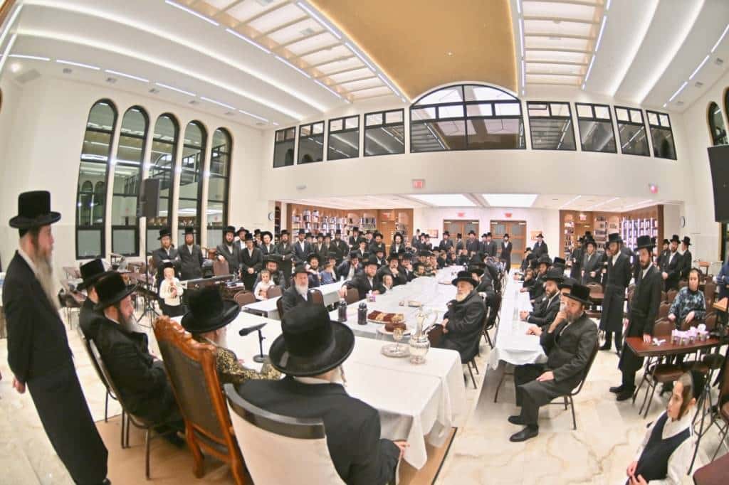 מראות הוד מביקורו של האדמו"ר מויז'ניץ בלייקווד