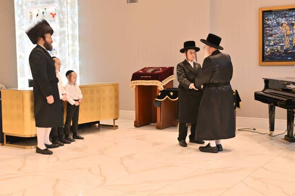 מראות הוד מביקורו של האדמו"ר מויז'ניץ בלייקווד