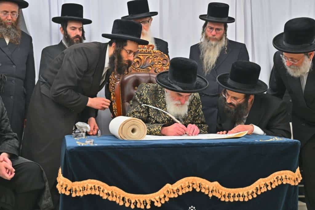 מראות הוד מביקורו של האדמו"ר מויז'ניץ בלייקווד