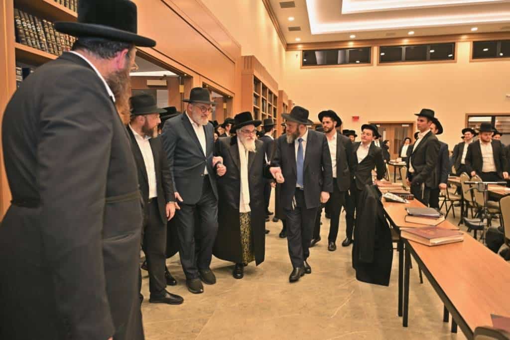 מראות הוד מביקורו של האדמו"ר מויז'ניץ בלייקווד