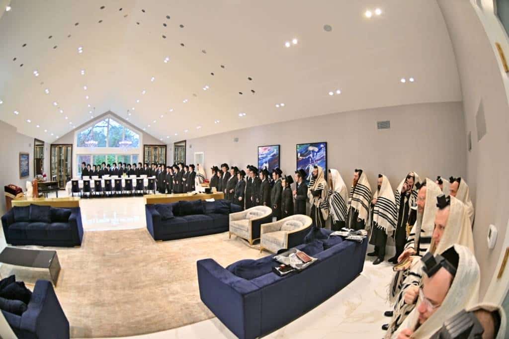 מראות הוד מביקורו של האדמו"ר מויז'ניץ בלייקווד