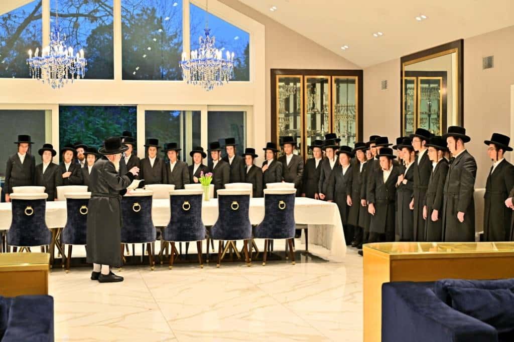 מראות הוד מביקורו של האדמו"ר מויז'ניץ בלייקווד