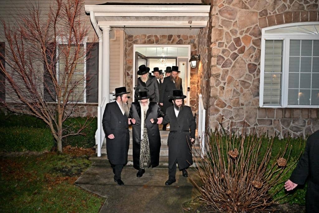 גלריית ענק: נמשך מסע האדמו"ר מויז'ניץ בליקווד