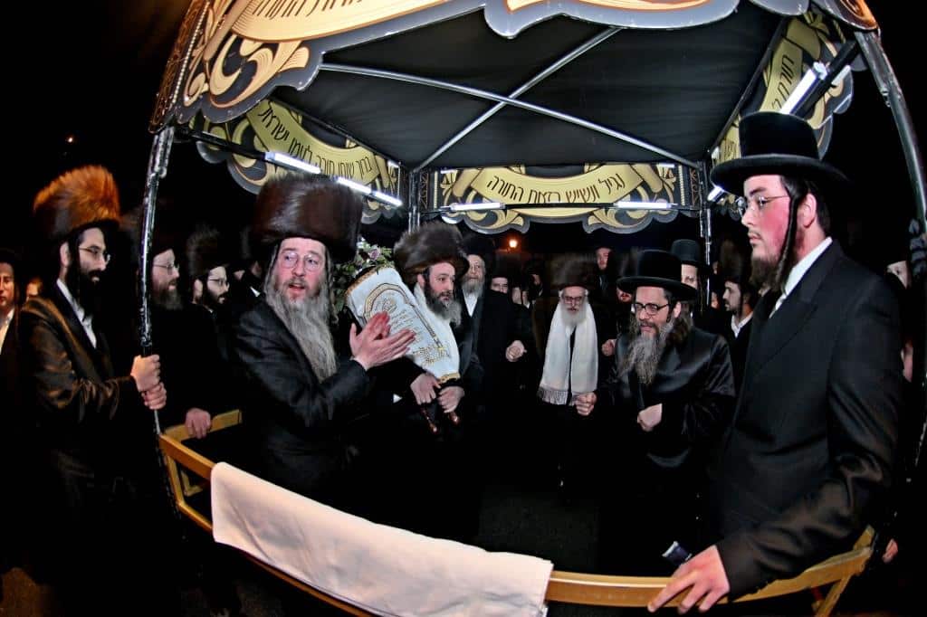 גלריית ענק: נמשך מסע האדמו"ר מויז'ניץ בליקווד