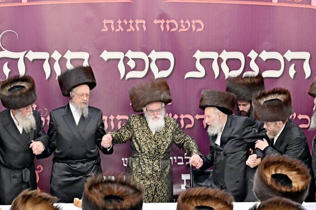 גלריית ענק: נמשך מסע האדמו"ר מויז'ניץ בליקווד