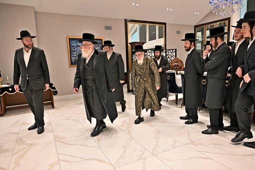 גלריית ענק: נמשך מסע האדמו"ר מויז'ניץ בליקווד