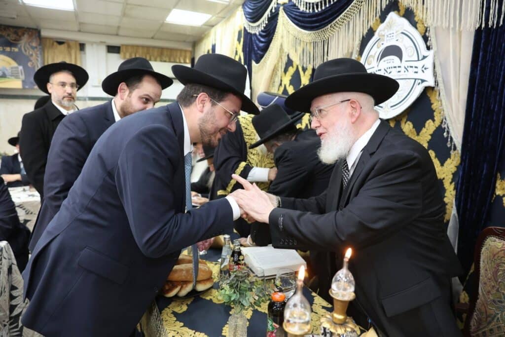 ב'כסא רחמים' ערכו מעמד לכבוד הראשון לציון הגר"ד יוסף