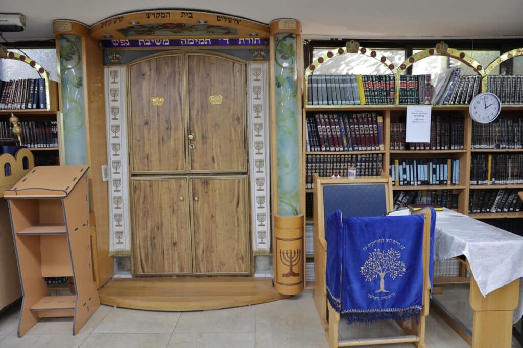 פרדס חנה: המונים ליוו למנוחות את המרא דאתרא