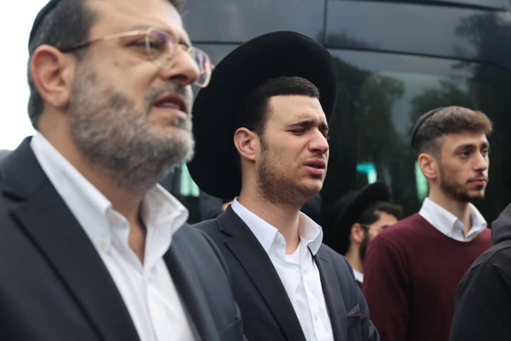 פרדס חנה: המונים ליוו למנוחות את המרא דאתרא