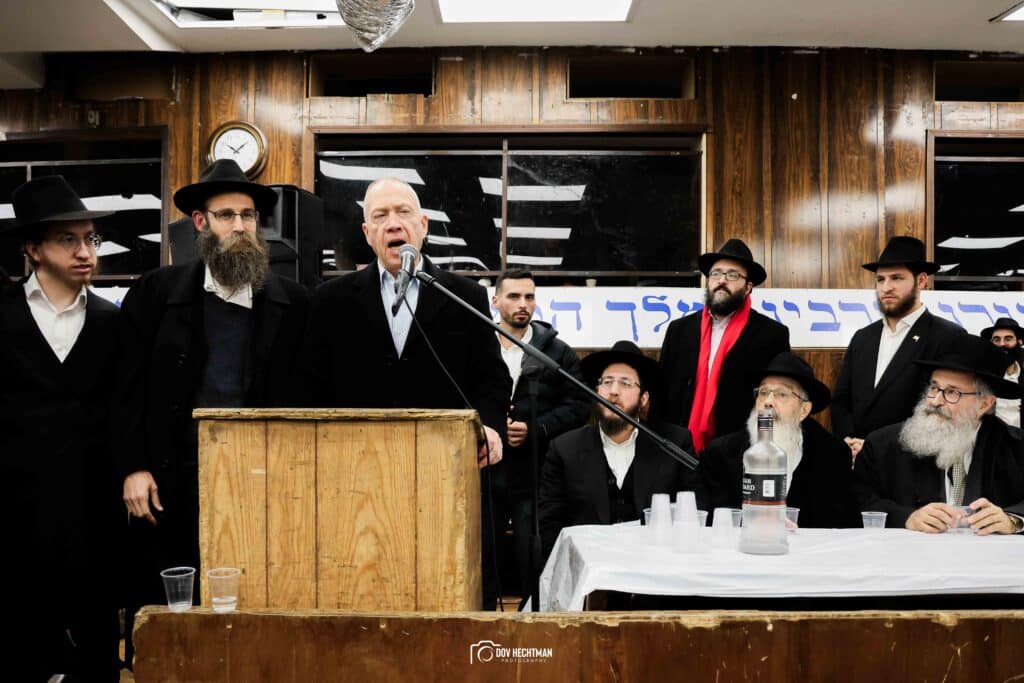 בין אנואר סאדאת לדונלד טראמפ/ זיסמן מסכם שבוע בין אנואר סאדאת לדונלד טראמפ/ זיסמן מסכם שבוע