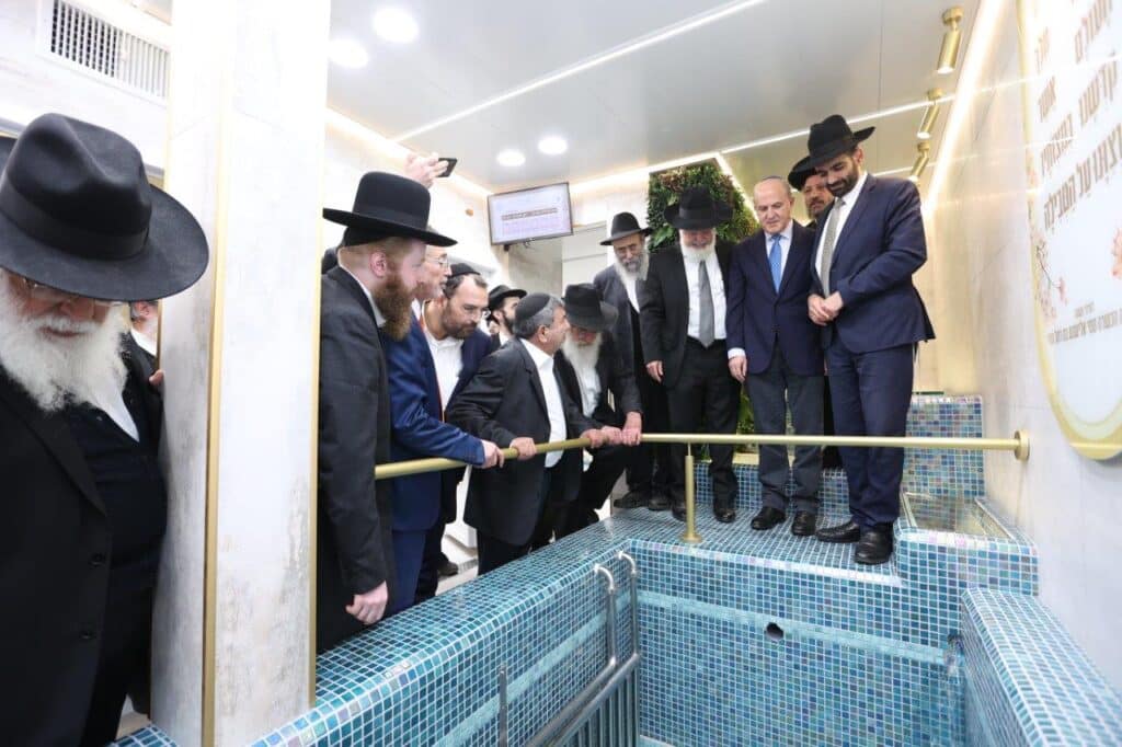 במעמד הראשל"צ: באשדוד חנכו מקווה מפואר ברובע ד' במעמד הראשל"צ: באשדוד חנכו מקווה מפואר ברובע ד'