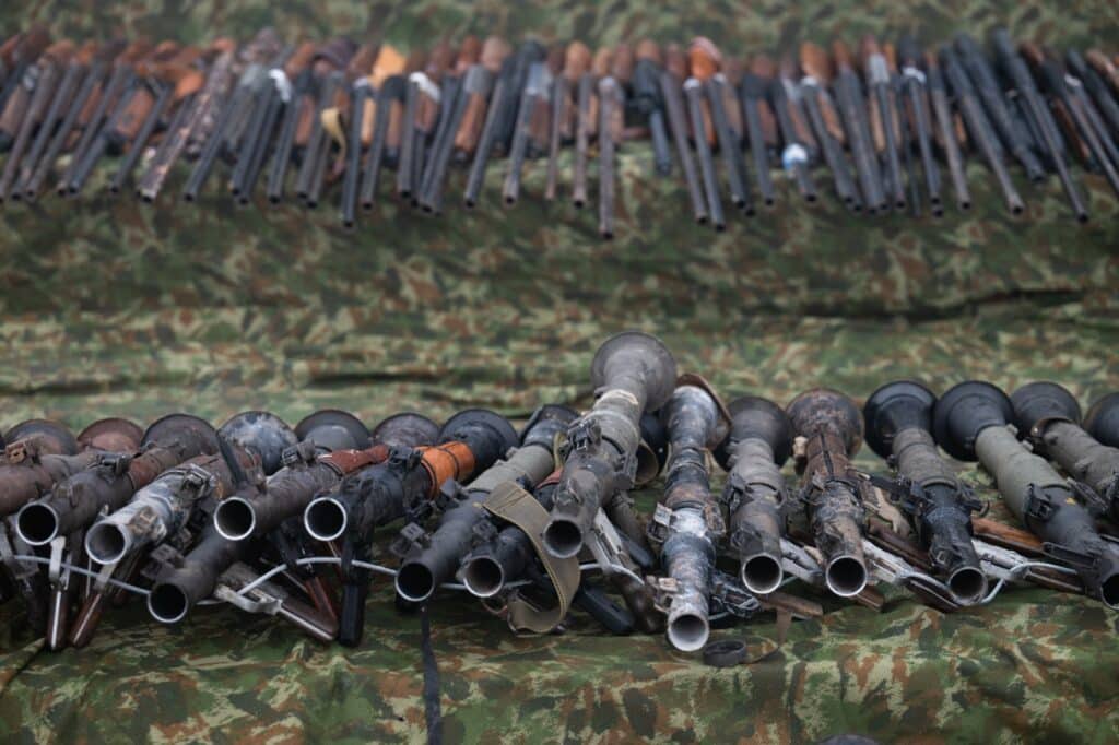 צה"ל חושף: למעלה מ-85,000 אמצעי לחימה הוחרמו בלבנון צה"ל חושף: למעלה מ-85,000 אמצעי לחימה הוחרמו בלבנון