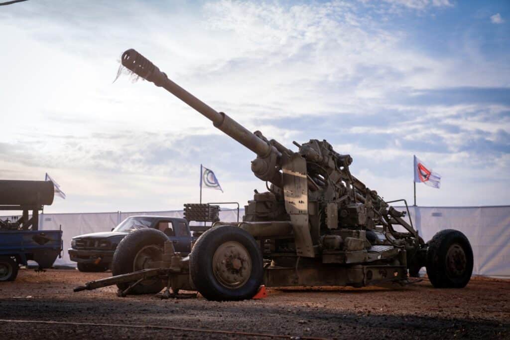 צה"ל חושף: למעלה מ-85,000 אמצעי לחימה הוחרמו בלבנון צה"ל חושף: למעלה מ-85,000 אמצעי לחימה הוחרמו בלבנון