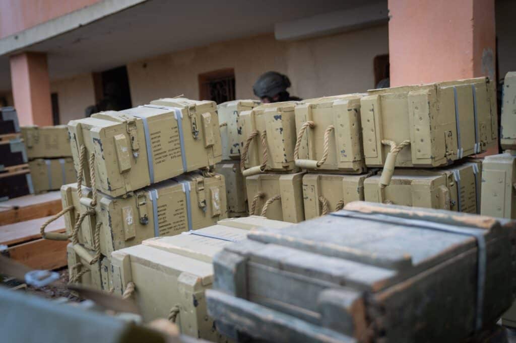 במרחב הסלוקי: כוחות צה"ל פשטו על מחסני נשק בעומק לבנון