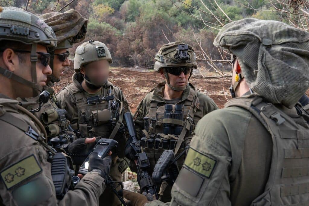 במרחב הסלוקי: כוחות צה"ל פשטו על מחסני נשק בעומק לבנון