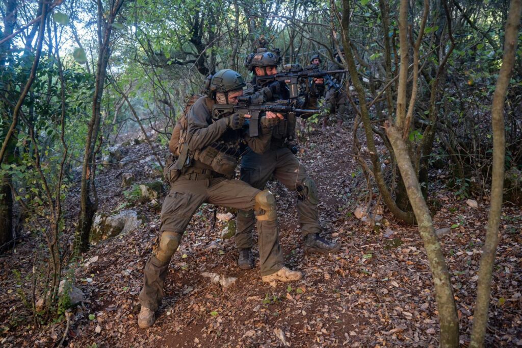 הוחרמו למעלה מ-10,000 אמצעי לחימה והותקפו מאות מטרות