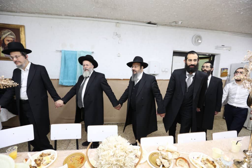 הגר"י קולדצקי בישיבת תפארת שלמה: "להשתתף בצער ישראל"