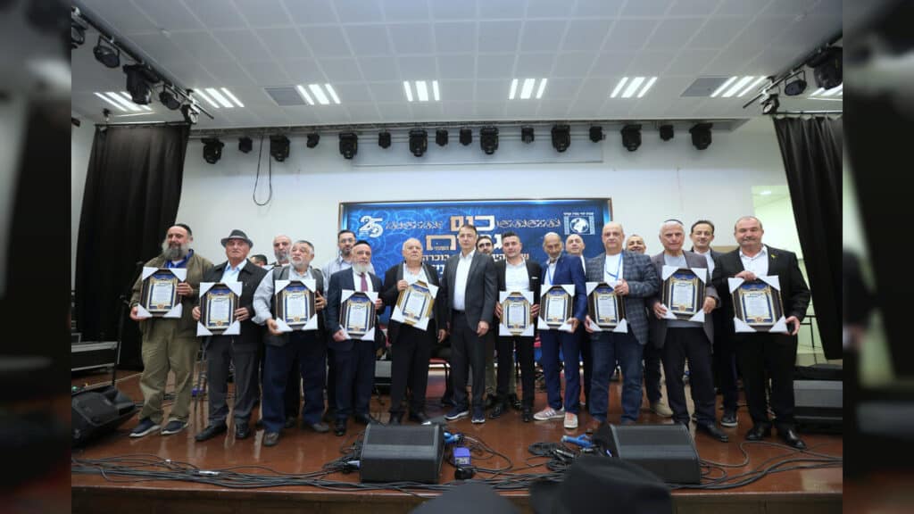 הגבאים הבוכרים התכנסו לחנוך בית כנסת ע"ש חמיו של הנגיד