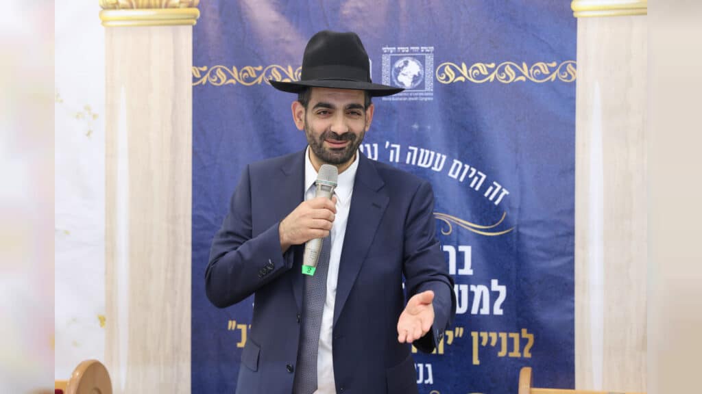 הגבאים הבוכרים התכנסו לחנוך בית כנסת ע"ש חמיו של הנגיד