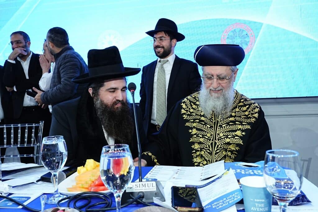 הגר"י אזרחי זעק: "גוזרים נגד התורה, שלא יגזרו נגד ברית מילה"