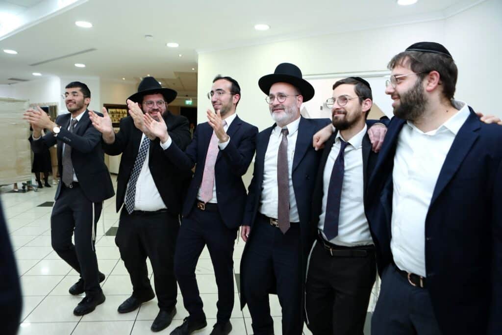 תיעוד: מעמד "כבוד התורה" בכולל הר"ן לרגל סיום מסכת