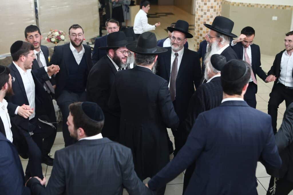 תיעוד: מעמד "כבוד התורה" בכולל הר"ן לרגל סיום מסכת