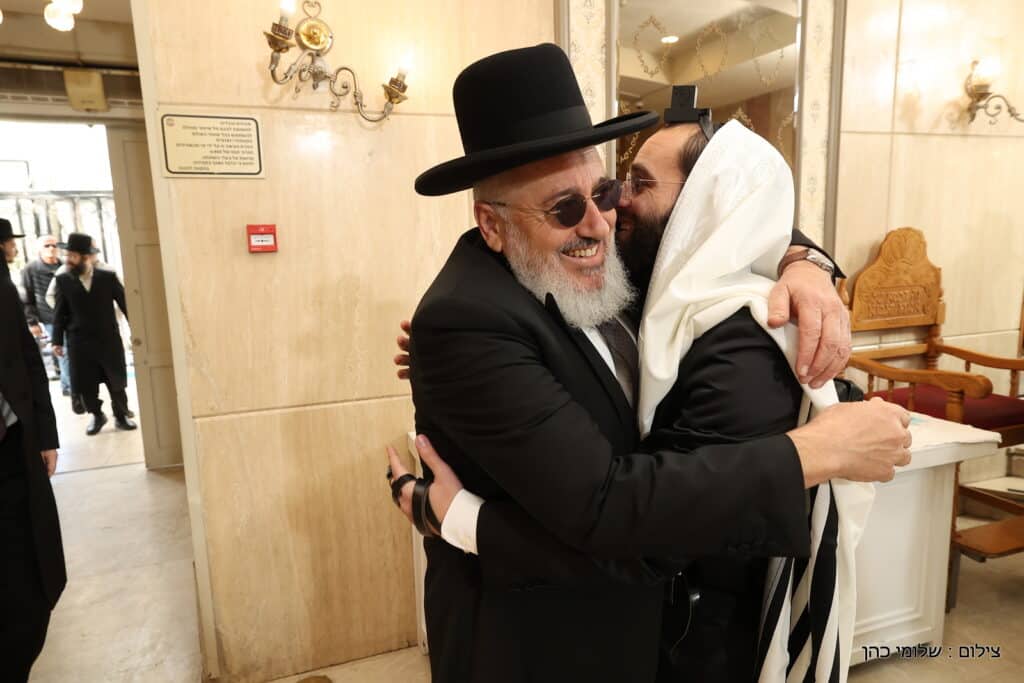 היועץ החרדי לנשיא ערך ברית לבנו - כמעט כולם התייצבו