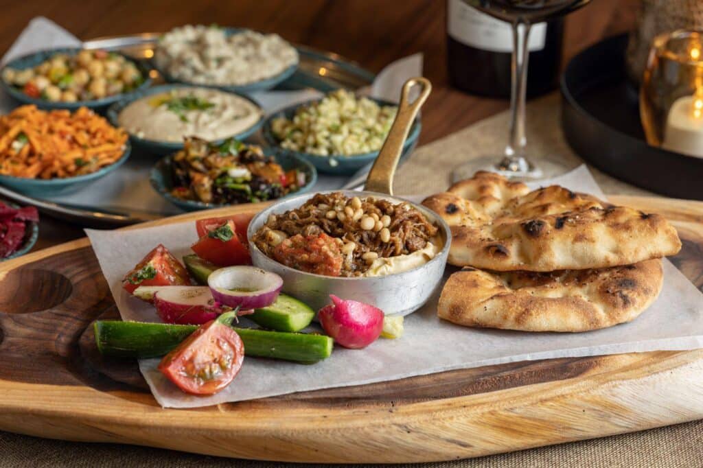 מסעדת אנטריקוט הגיעה לביתר עילית – סעודת הבית עין מעולם אחר