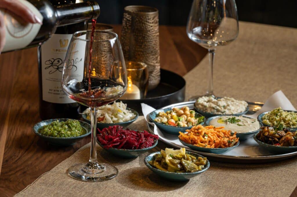 מסעדת אנטריקוט הגיעה לביתר עילית – סעודת הבית עין מעולם אחר