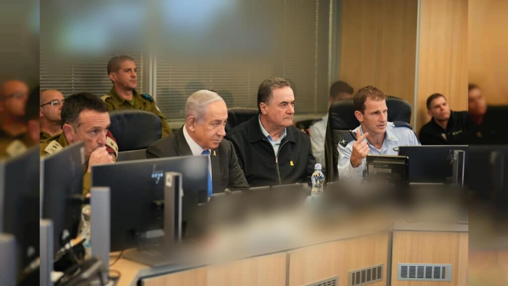 תיעוד: ההכנות לתקיפה בתימן והבכירים בבור הפיקוד