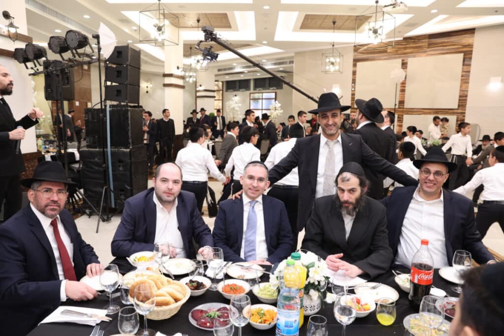 גלריה: רמ"ט ראש העיר אלעד בירמץ - כולם באו לברך