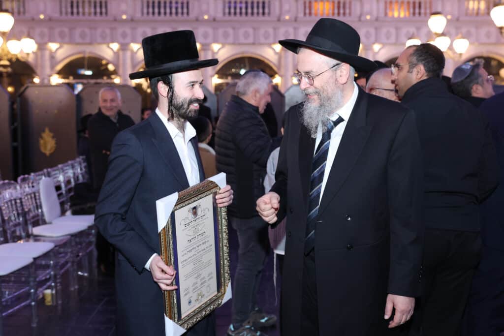 גלריה: 350 אברכים הוסמכו להוראה במעמד מרומם