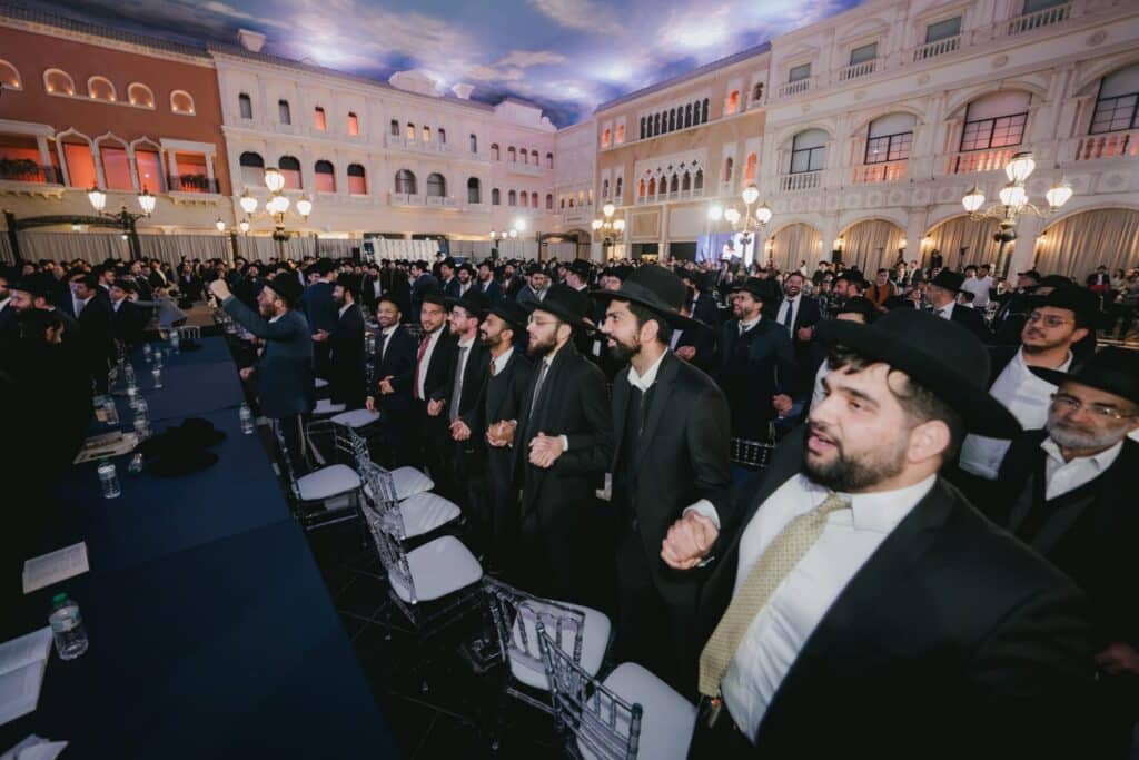 גלריה: 350 אברכים הוסמכו להוראה במעמד מרומם