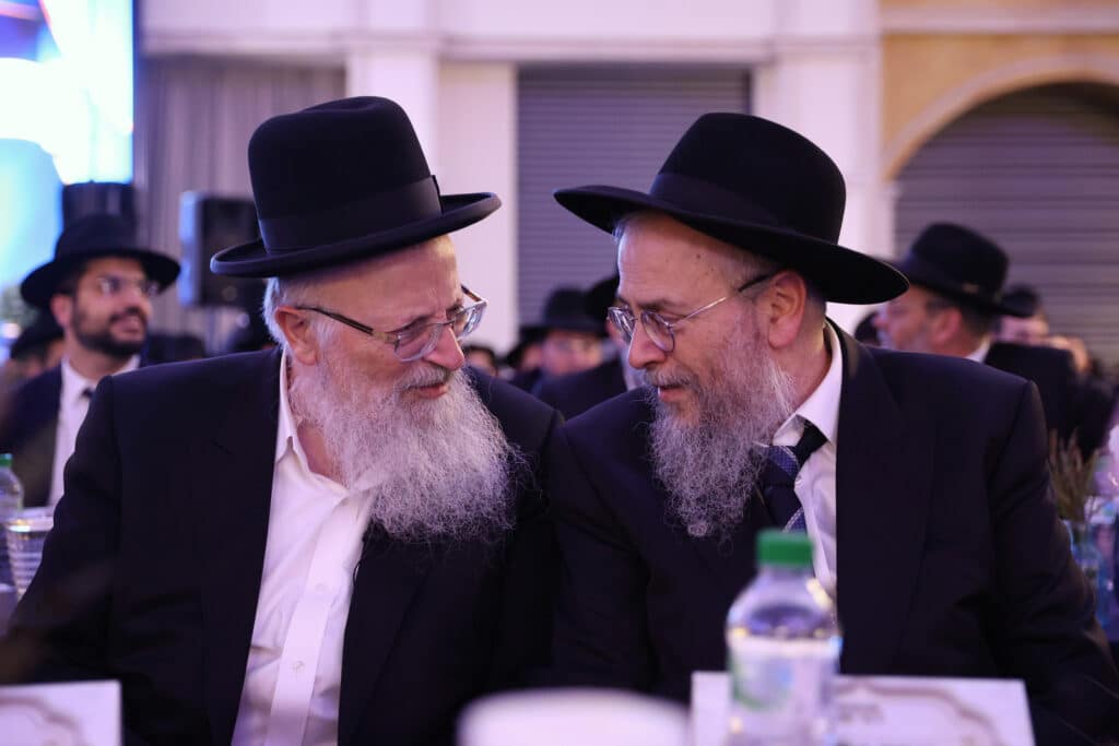 גלריה: 350 אברכים הוסמכו להוראה במעמד מרומם