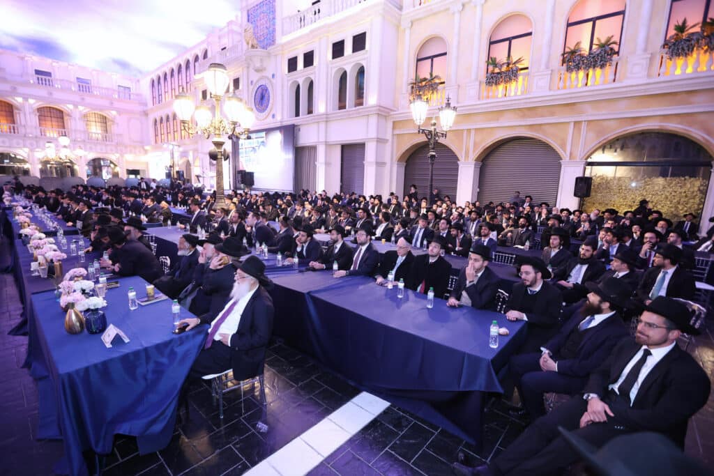 גלריה: 350 אברכים הוסמכו להוראה במעמד מרומם