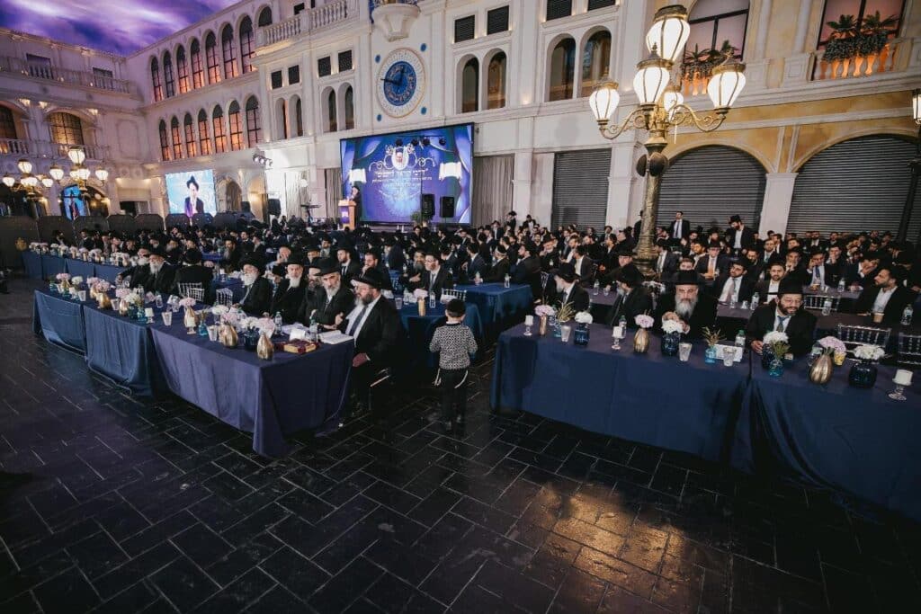 גלריה: 350 אברכים הוסמכו להוראה במעמד מרומם