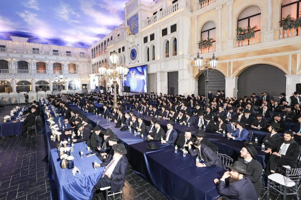 גלריה: 350 אברכים הוסמכו להוראה במעמד מרומם