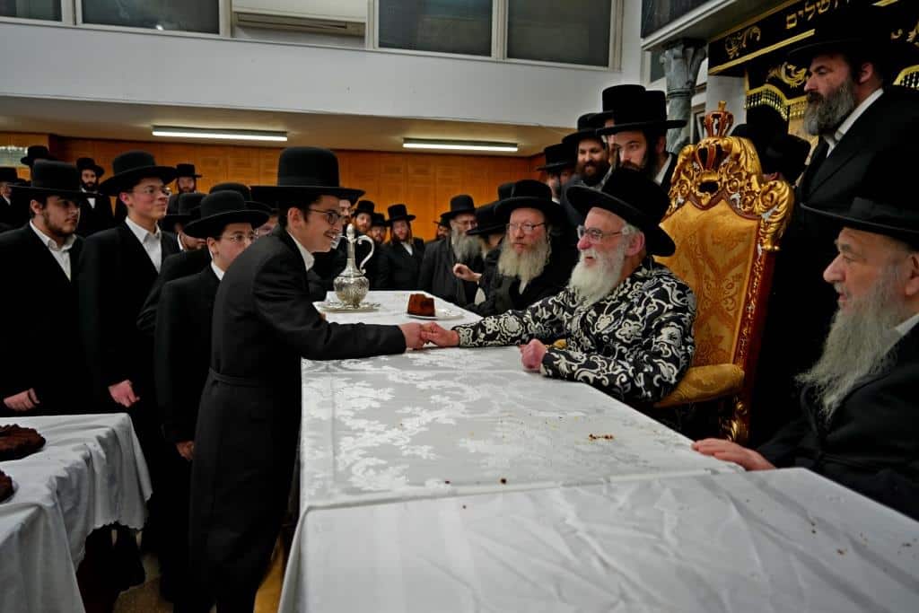 גלריה: מסע המלכות של האדמו"ר מויז'ניץ בלונדון