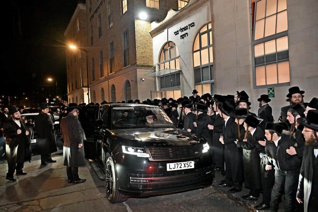 גלריה: מסע המלכות של האדמו"ר מויז'ניץ בלונדון