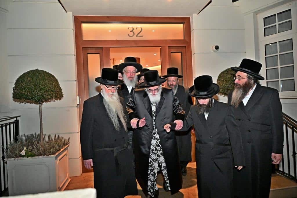 גלריה: מסע המלכות של האדמו"ר מויז'ניץ בלונדון