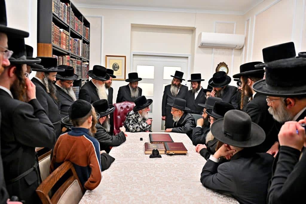 גלריה: מסע המלכות של האדמו"ר מויז'ניץ בלונדון