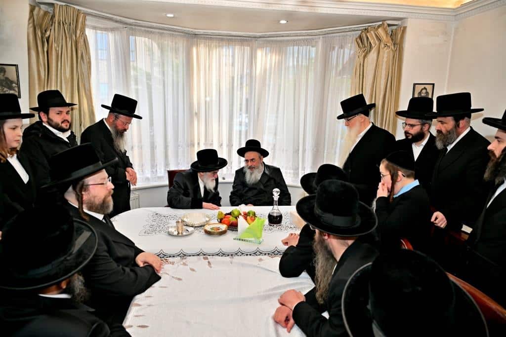 גלריה: מסע המלכות של האדמו"ר מויז'ניץ בלונדון