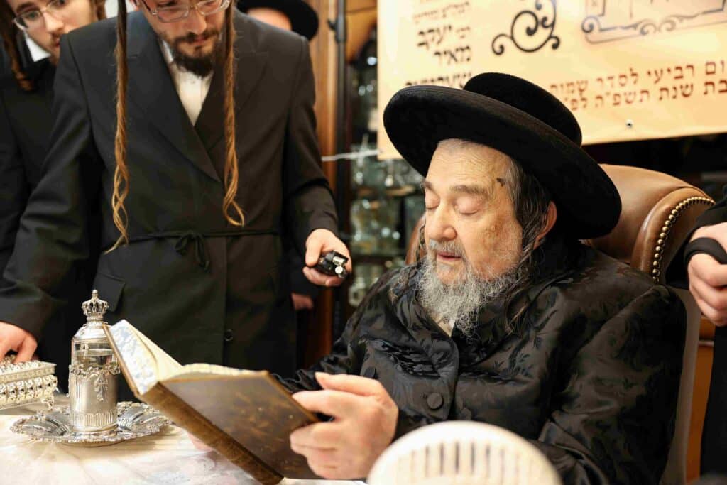 גלריה: מעמד לחיים במעונו של הגה"צ רבי יעקב מאיר שכטר