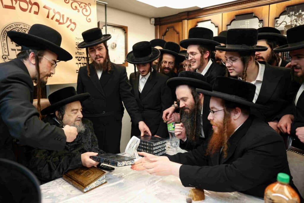 גלריה: מעמד לחיים במעונו של הגה"צ רבי יעקב מאיר שכטר