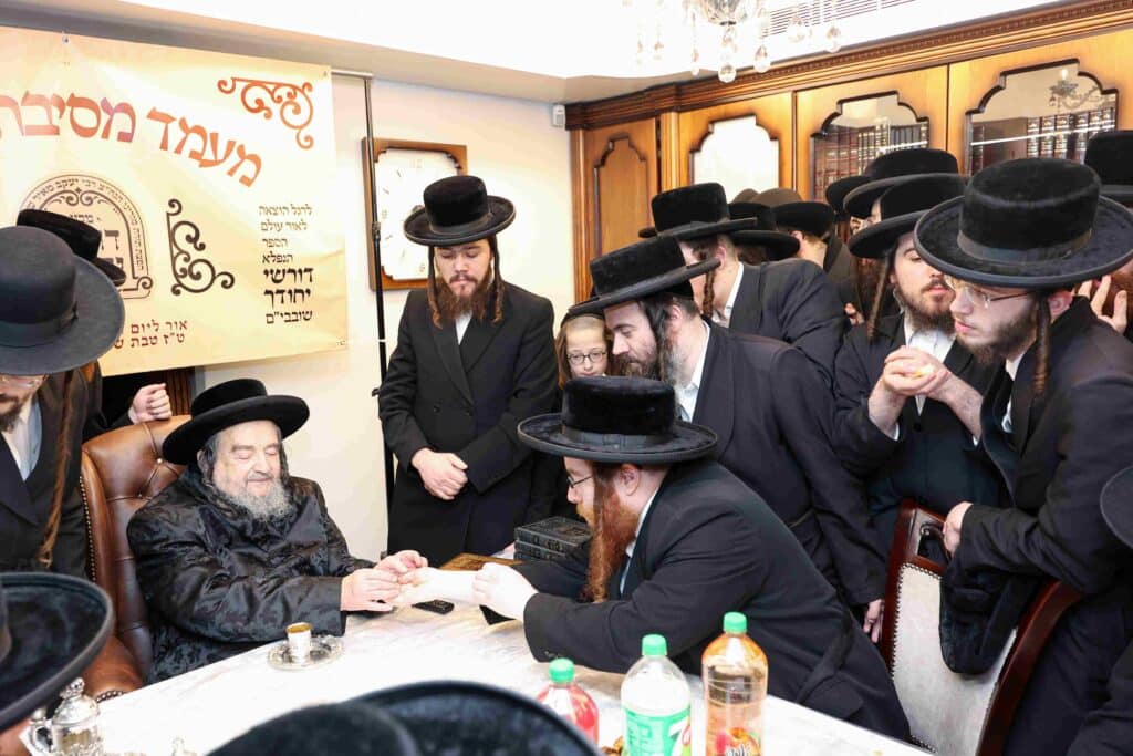 גלריה: מעמד לחיים במעונו של הגה"צ רבי יעקב מאיר שכטר