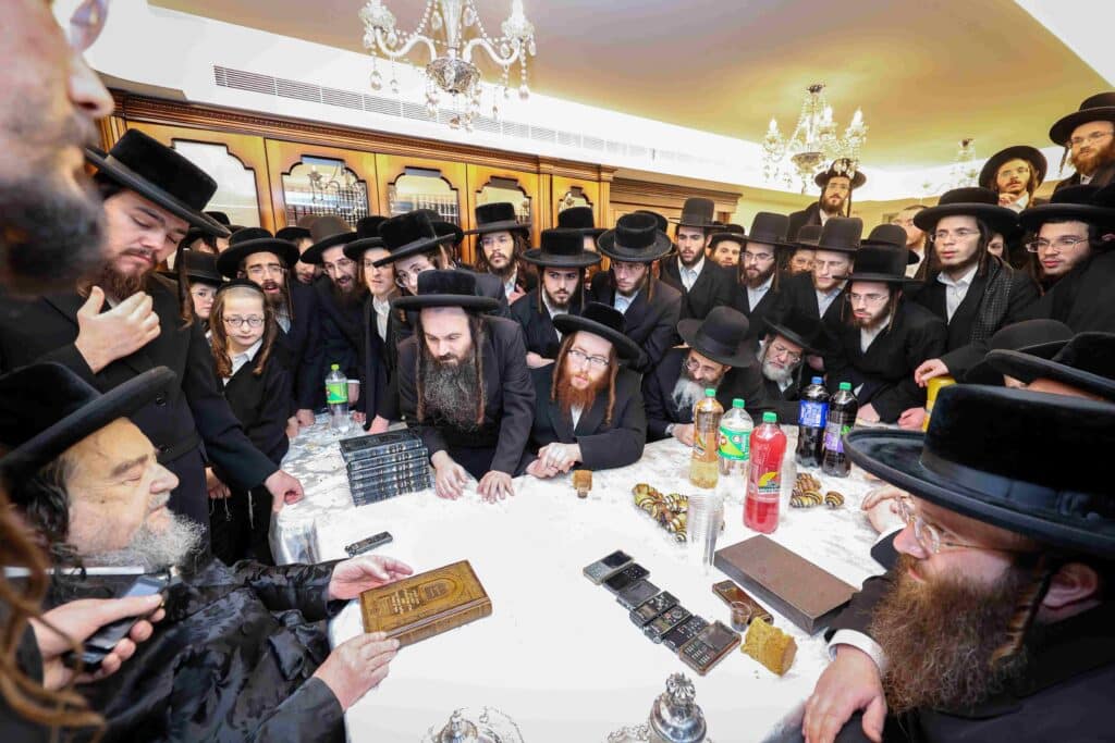 גלריה: מעמד לחיים במעונו של הגה"צ רבי יעקב מאיר שכטר